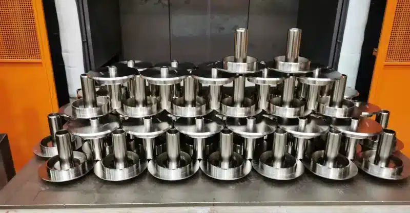 Components intended for the nuclear market, treated thermally after electroless nickel plating. This process, combined with high-phosphorus electroless nickel plating, allows for precise adjustment of the final characteristics. The pieces treated in this manner offer optimal resistance, meeting the specific requirements outlined in the specifications to ensure reliability and durability in nuclear applications.