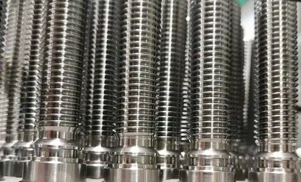 Surface preparation before electroless nickel plating using ultrasonic cleaning to ensure coating adhesion and uniform deposition
